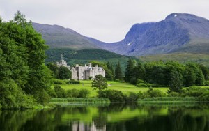 inverlochy-castle-scotland-p