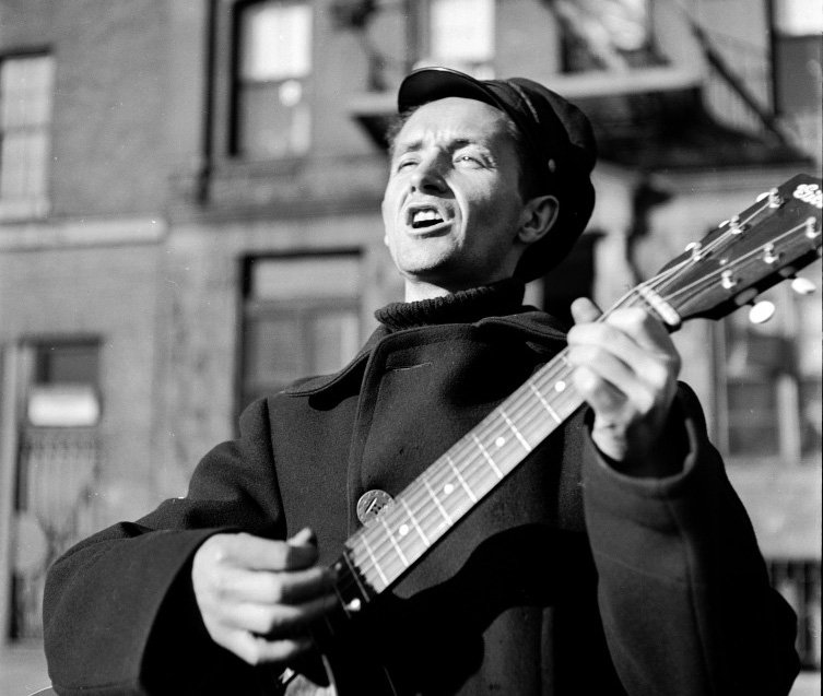 woody_guthrie_nyc1
